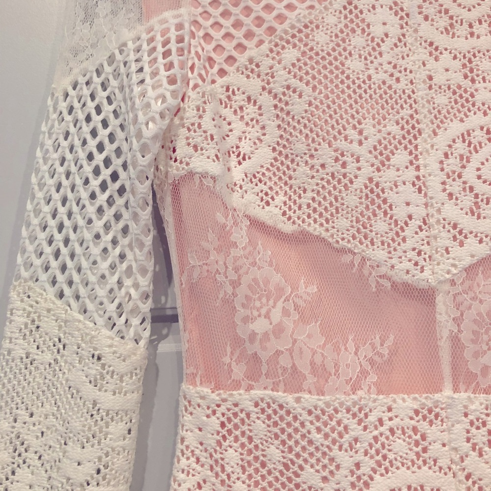 GB lace white dress- never wore